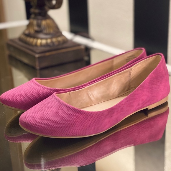 Fuschia Ballet Flats - Picture 2 of 10